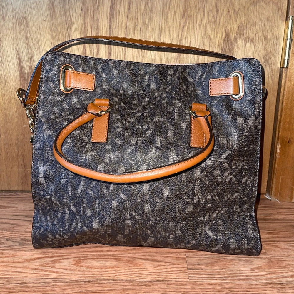 Michael Kors Tote - Picture 2 of 4